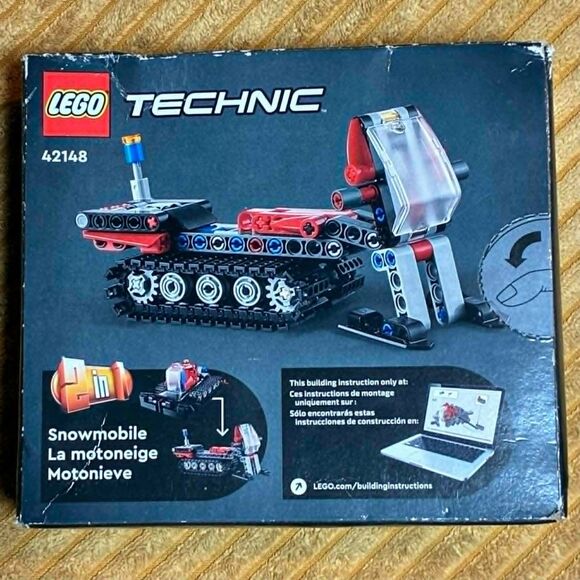 LEGO Technic Snow Groomer to Snowmobile 42148, 2in1 Vehicle Model Set 178 Pieces - Picture 2 of 3